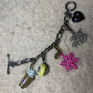 Juicy Charm Bracelet with 4 unique charms